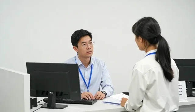 系统集成在便利店人才储备中的实际应用与挑战